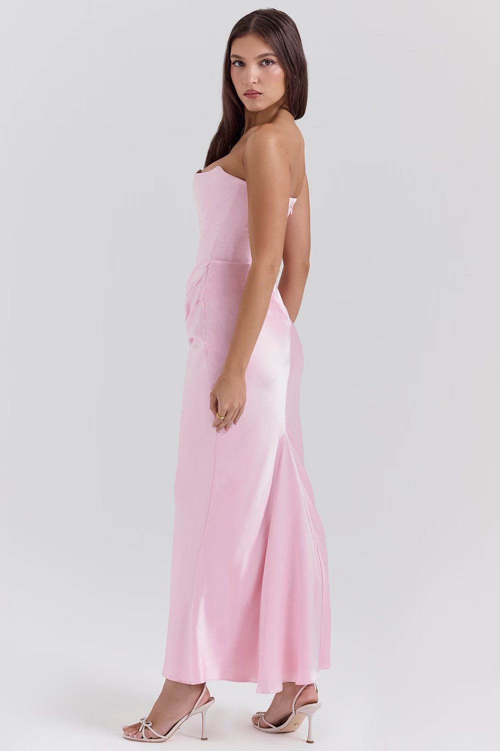 Hera - Elegante Abito da Festa Senza Spalline in Colore Unito