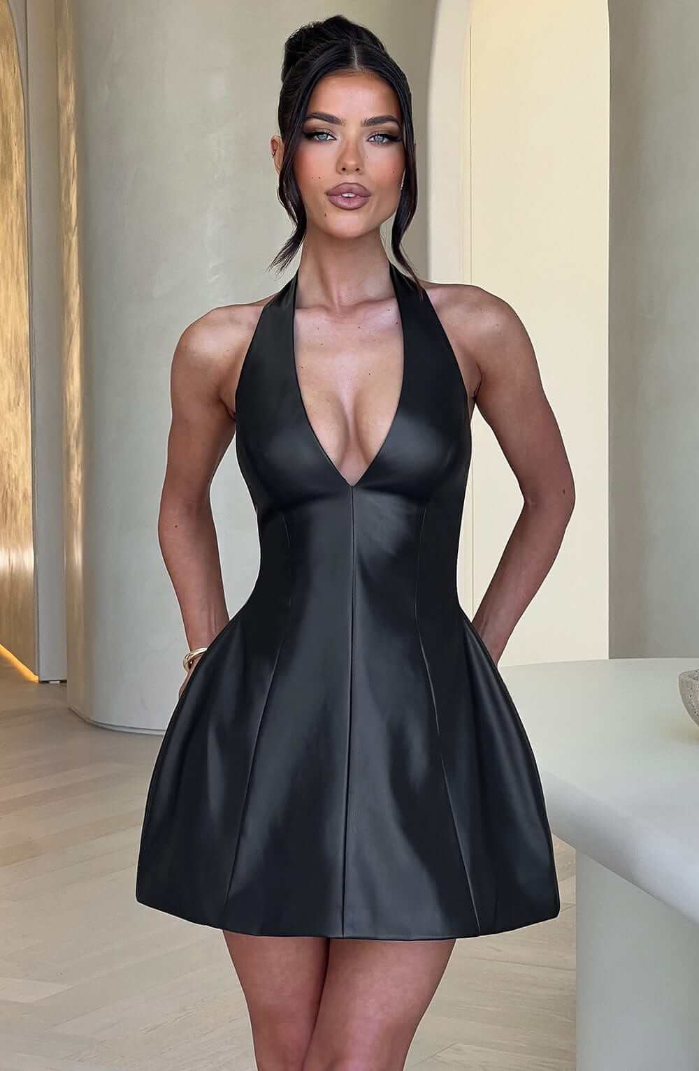 Fenvia™ | Vestito in Pelle