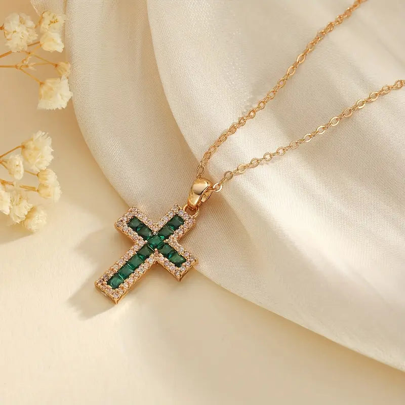 Collana con Pendente Croce in Smeraldo Solene