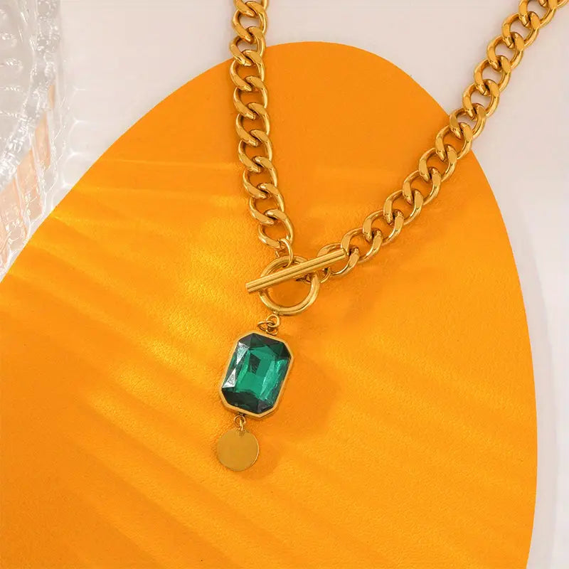 Collana con Pendente in Oro e Smeraldo a Catena Spessa