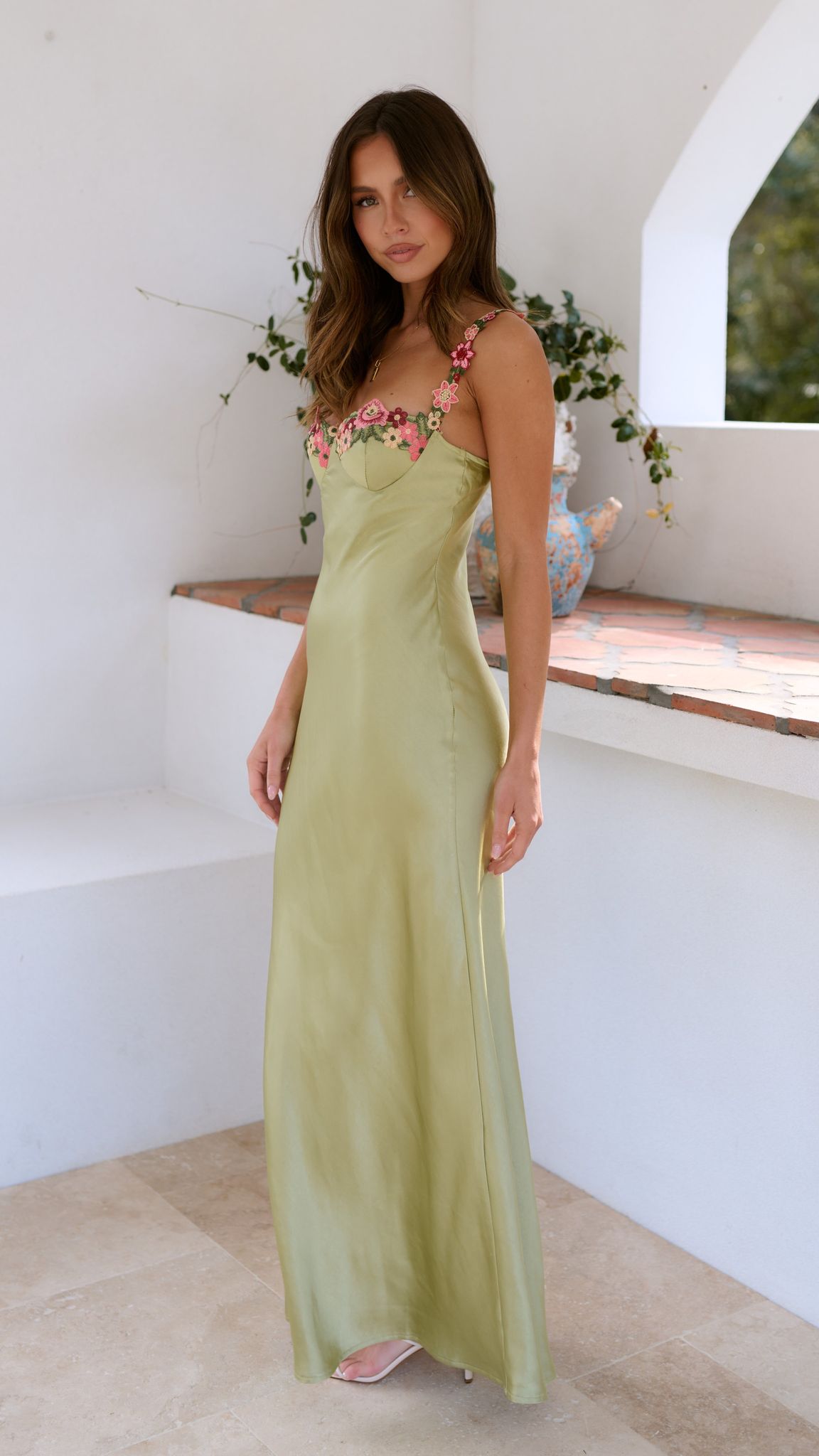Luz - Vestito in Satin con Ricami e Colore Pieno
