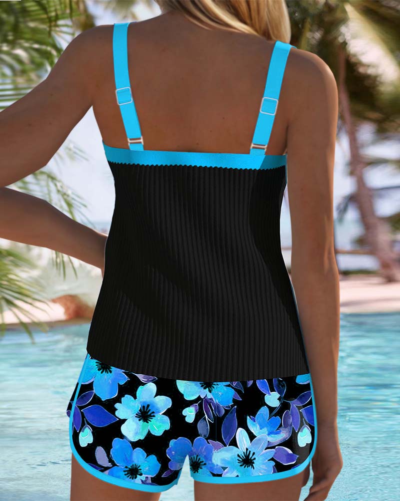 Birgitt – Tankini nero con fiori e pantaloni da spiaggia I Ultimo giorno 80% di sconto!
