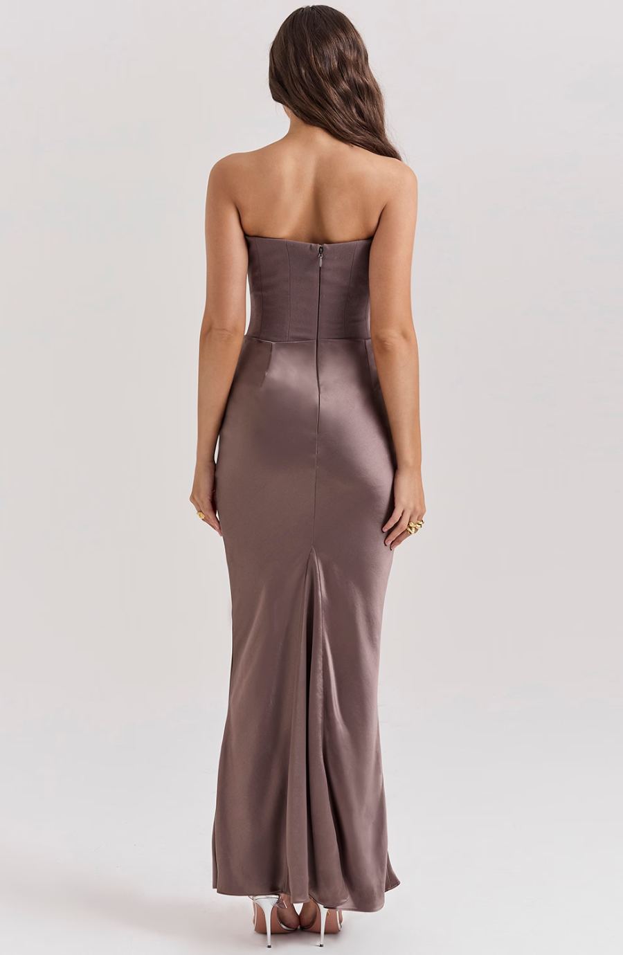 Hera - Elegante Abito da Festa Senza Spalline in Colore Unito