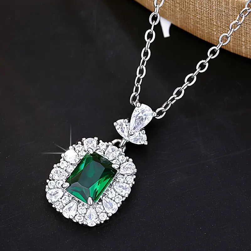 Collana Meliora Brenswyn