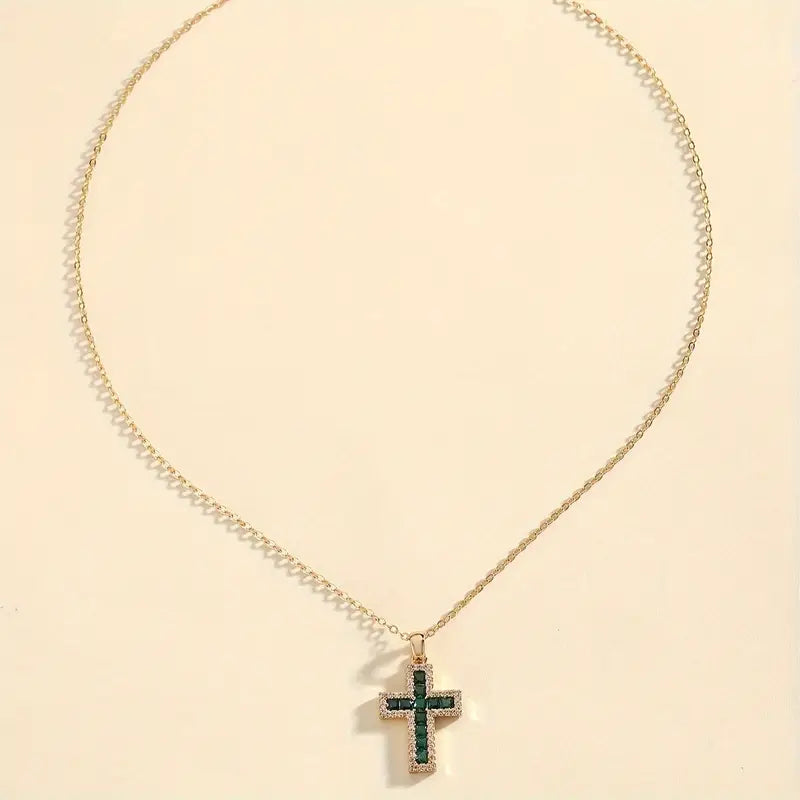 Collana con Pendente Croce in Smeraldo Solene
