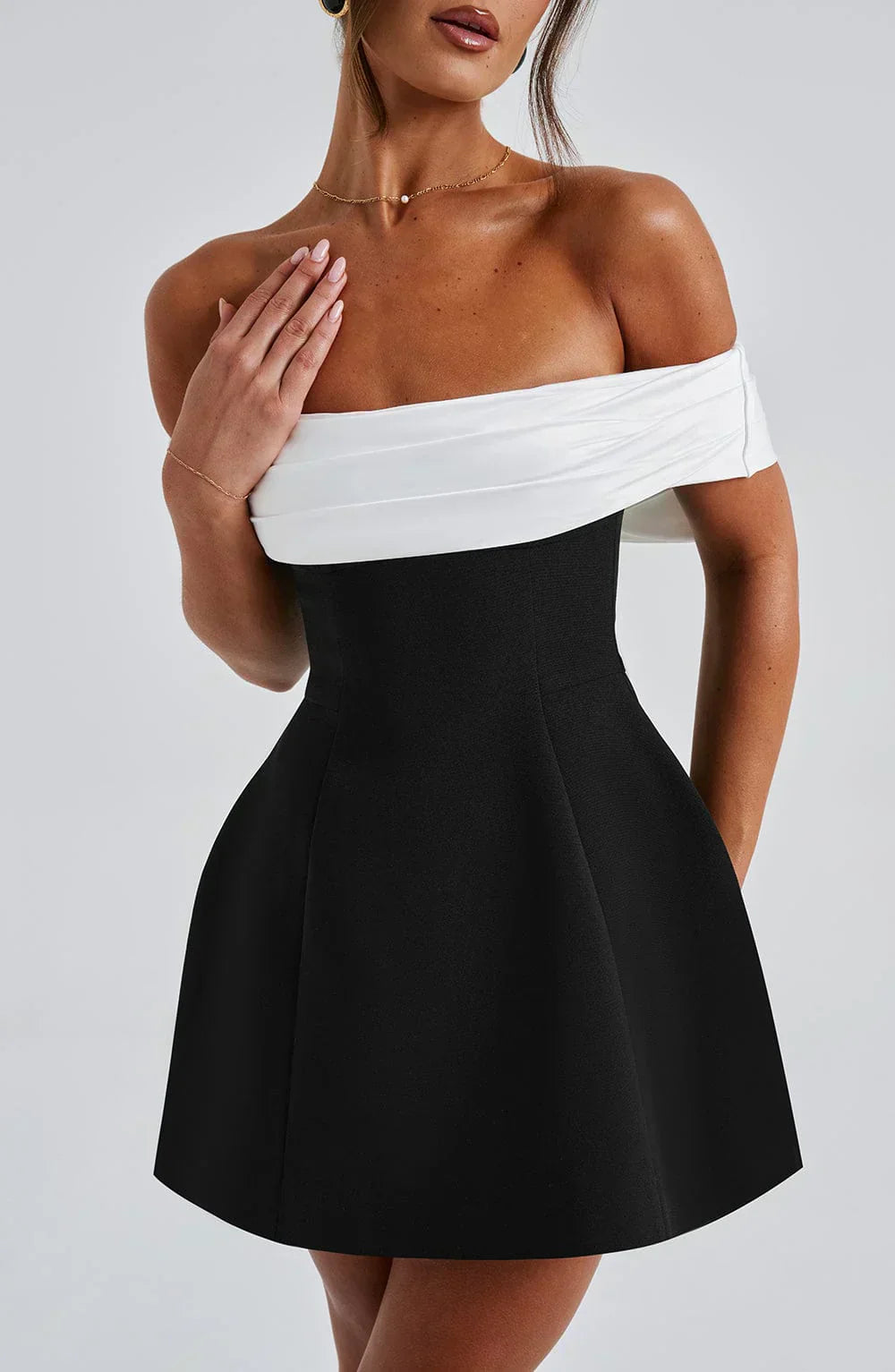 Noirva™ | Abito Mini Bloom