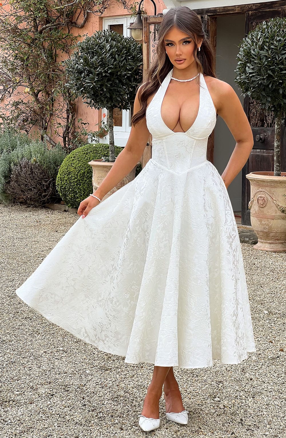 Niamh - Abito Senza Maniche Elegante Ricamato con Scollo a V Profondo
